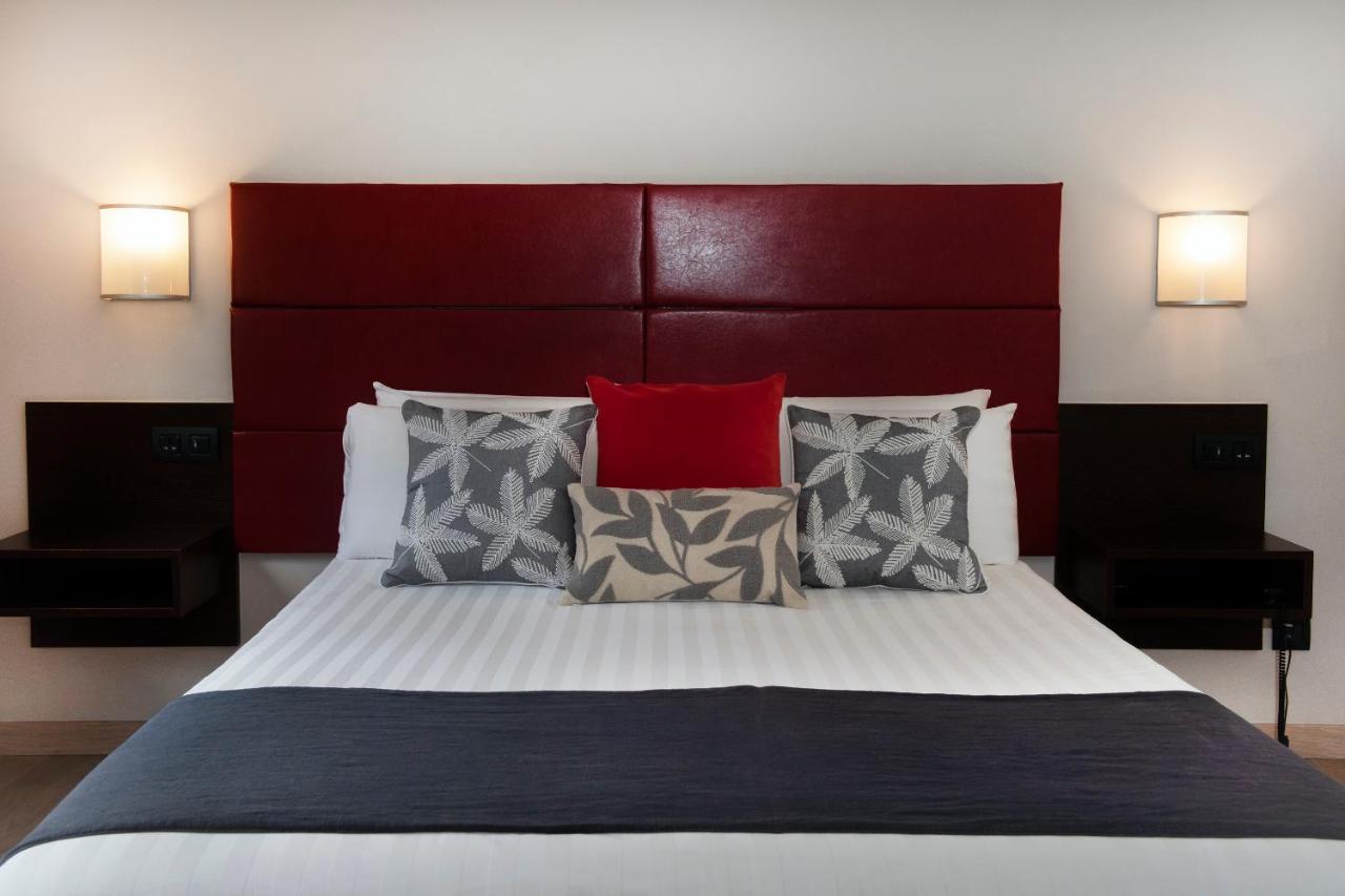 Hotel Palarine Erts Exteriér fotografie