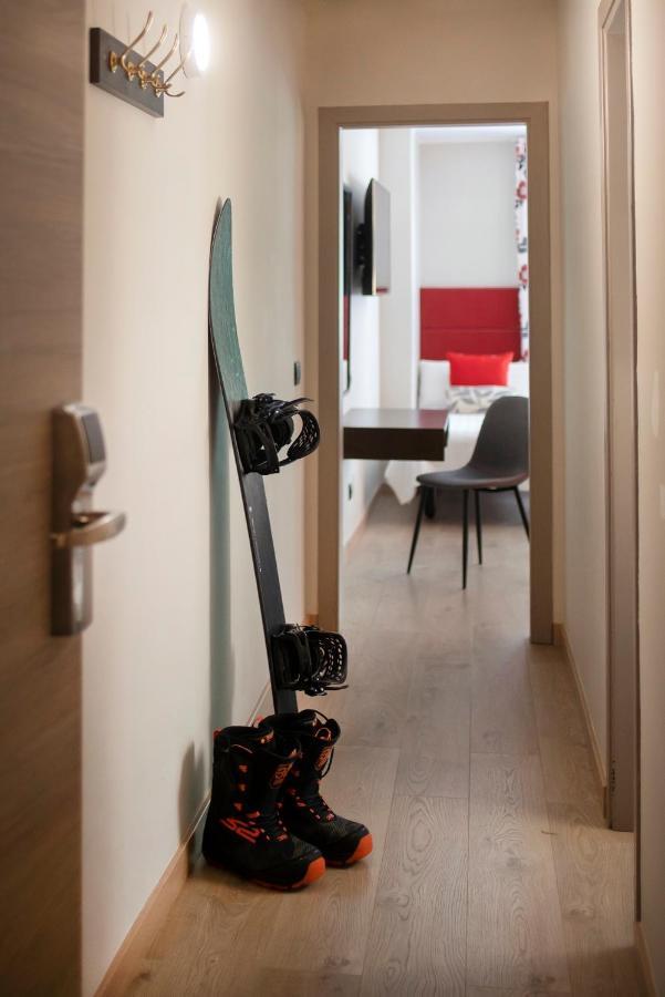 Hotel Palarine Erts Exteriér fotografie