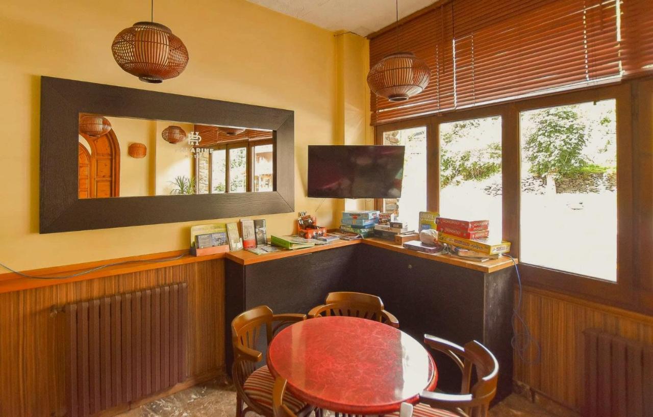 Hotel Palarine Erts Exteriér fotografie