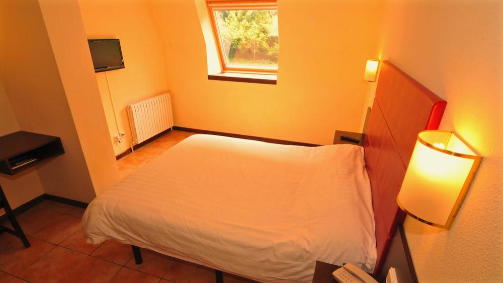 Hotel Palarine Erts Exteriér fotografie