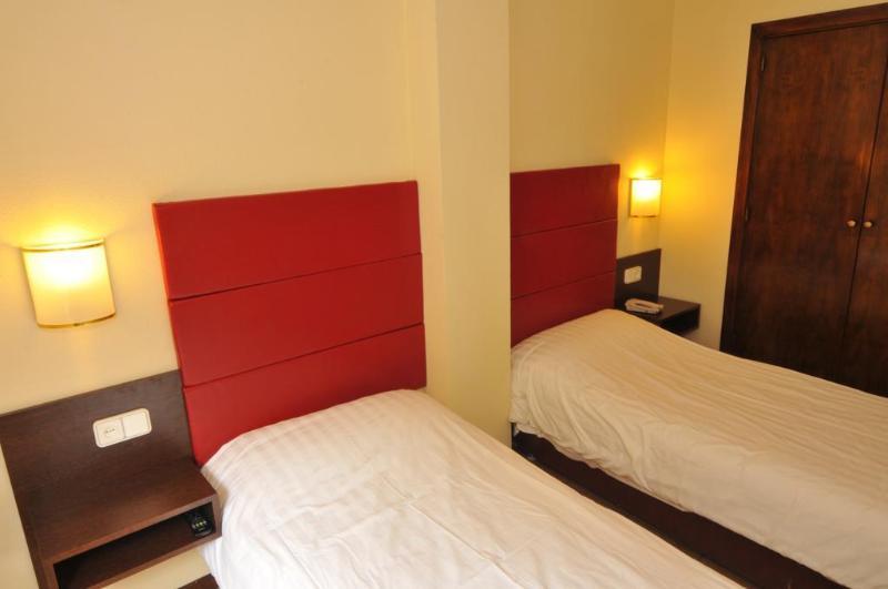 Hotel Palarine Erts Exteriér fotografie